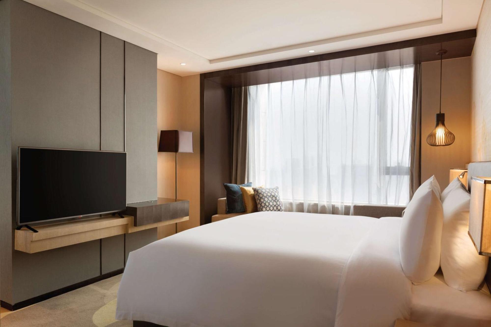 Hilton Garden Inn Dandong Exteriör bild